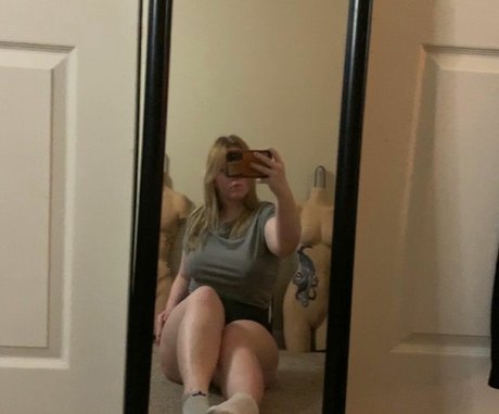 yours___truly___sav1 estrella hd imagen