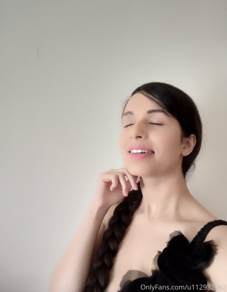 Mirabella Estella Profilfoto