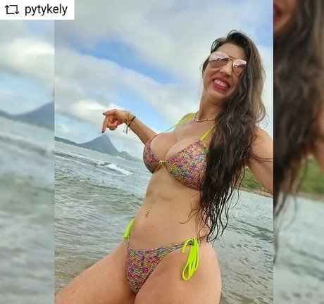 Pytykely actriz caliente imagen