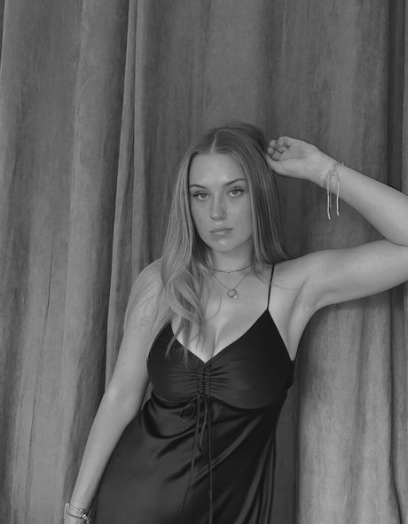 Madisun Sullivan bonita modelo imagen