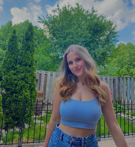 Madisun Sullivan bonita modelo galerías