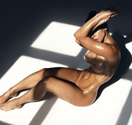 Irina kanivets modelo agradable archivo