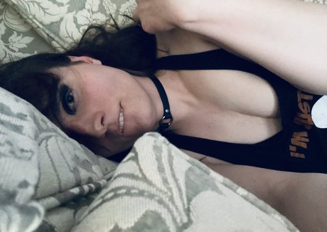 Ava Shade estrella erótica imagen