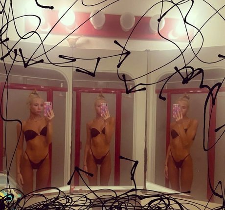 Haleyandersn modelo adulto imágenes