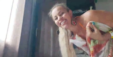 Mc Bandidaficial estrella porno caliente imagen