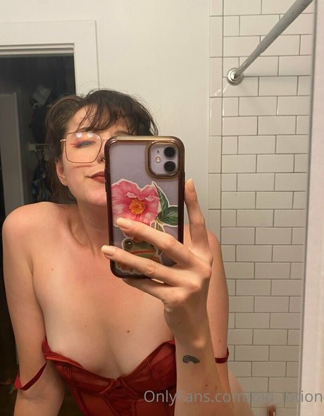 Lotion Wizard actriz de alta calidad foto