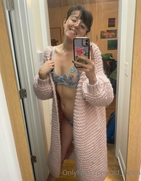 Lotion Wizard estrella porno perfecta imágenes