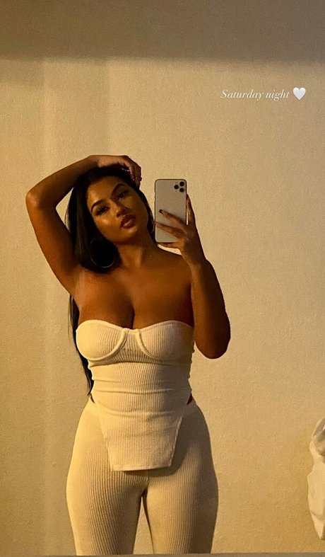 Lucero Crystal desnudos de estrellas galería