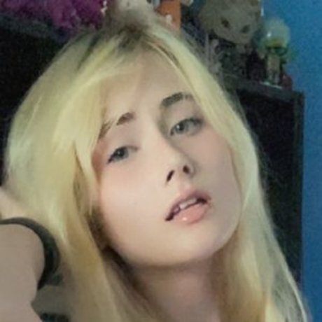 AboveStupid mejor actriz imagen