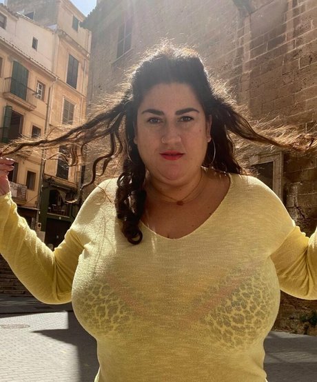 Caliope modelo caliente fotos