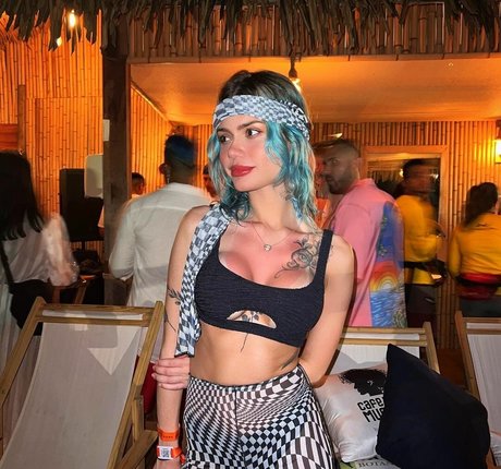 Giuliana Capitani hermosa actriz imagen