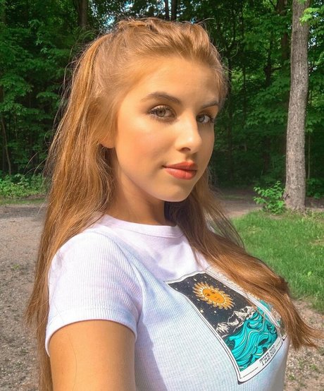 Samantha Vicha estrella porno agradable foto