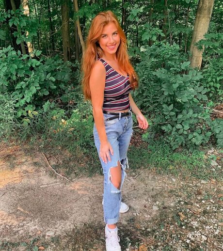 Samantha Vicha estrella desnuda imagen