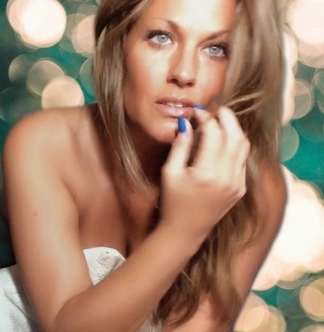 Jessica Riley modelo erótico galerías