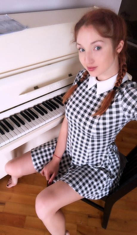 redfoxofficial estrella porno hermosa galería