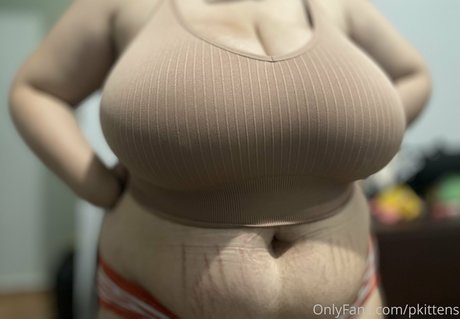 pkittens actriz perfecta foto