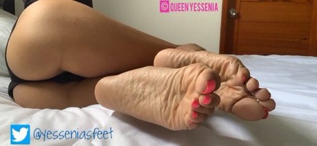 Queen Yessenias desnudos de estrellas porno galerías