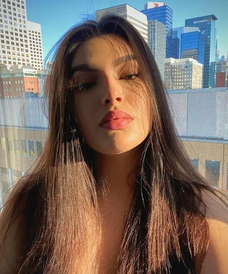 moneymang modelo desnudo archivo