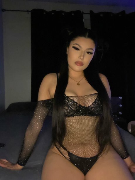 moneymang estrella desnuda foto