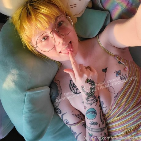 aprilinalindsay actriz desnuda imagen