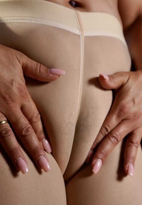 Desyra Noir desnudos estrella archivo