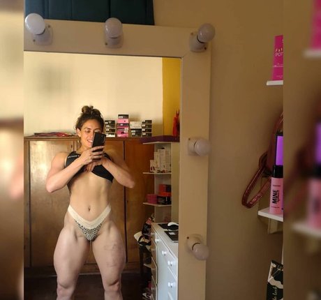 Melany Hofstatter bonita modelo foto