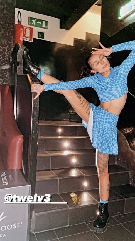 Twelv3 modelo xxx recopilación