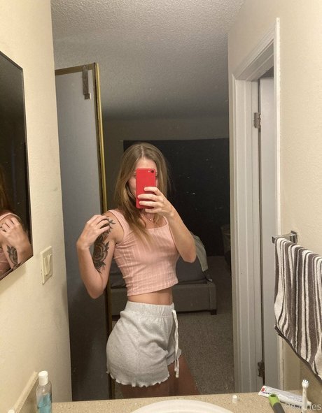 cremedelapeachh estrella agradable fotos