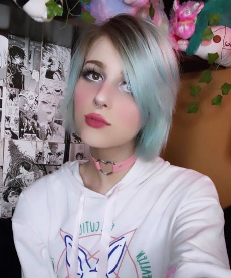 evie angel estrella porno caliente imágenes