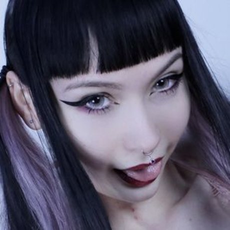 Messy buen modelo galería