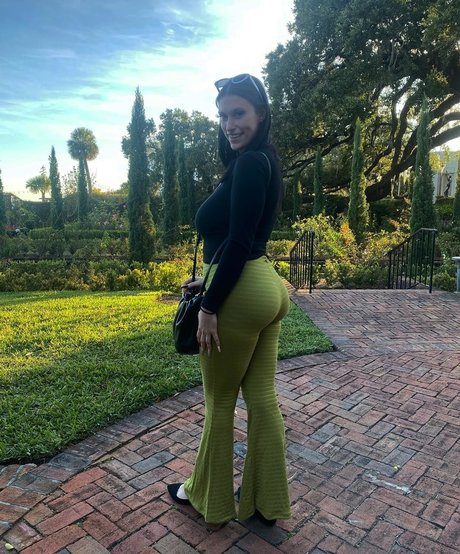 kaylasgallacher actriz desnuda archivo