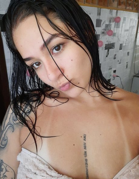 Bi Mejia modelo recopilación