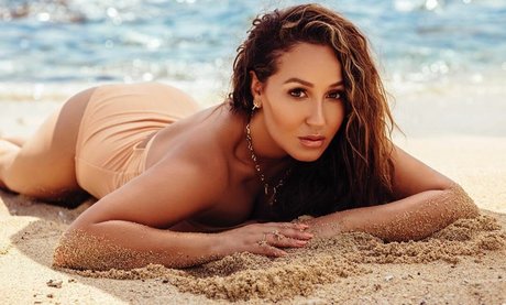 Adrienne Bailon hermosa estrella porno fotos