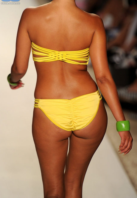 Adrienne Bailon mejor estrella porno imagen