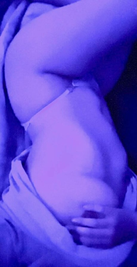 Rasmusyk estrella porno atractiva galería