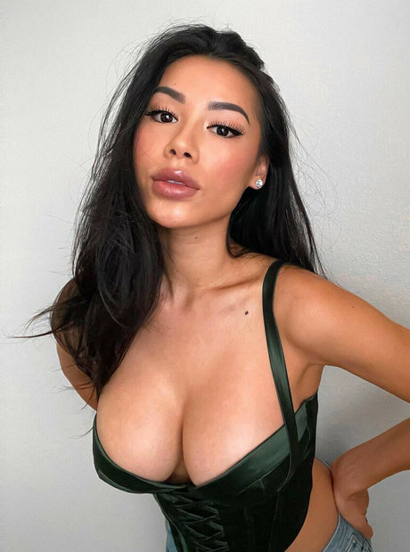 Jenna Kaey modelo de alta calidad galería