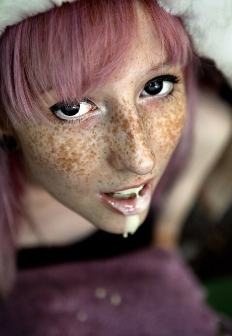 Rocken Rollia estrella adulta archivo