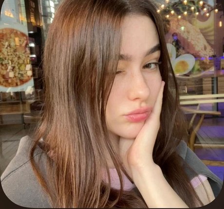 Dasha Tarab estrella porno adulto fotos