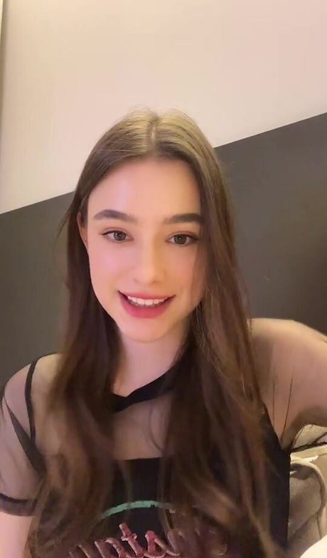 Dasha Tarab estrella porno sexy galería