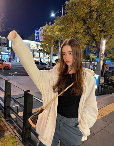 Dasha Tarab estrella porno xxx imágenes