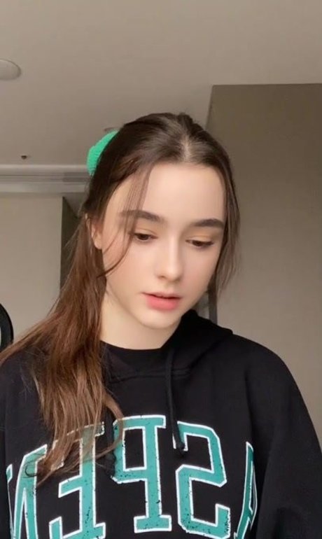 Dasha Tarab estrella porno superior fotos