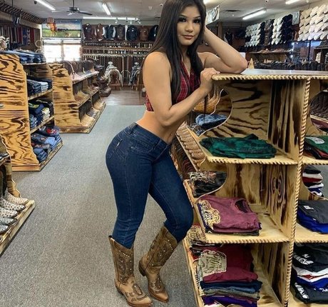 Carlita Silvestre estrella bonita galería