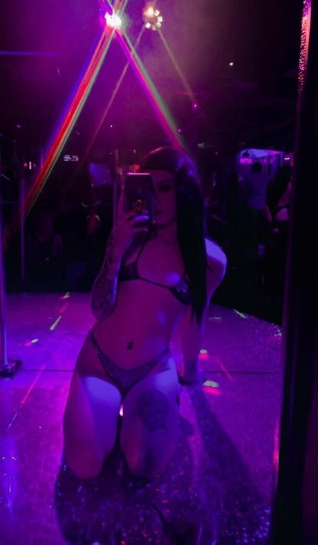 ButaneBunni hermosa estrella porno recopilación