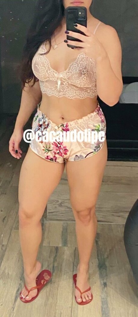 Cacauelipe modelo gratis galería