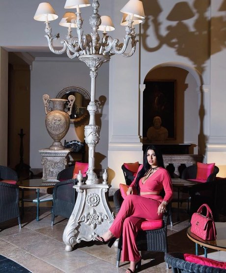 Mizz Ellaa ASMR estrella libre foto