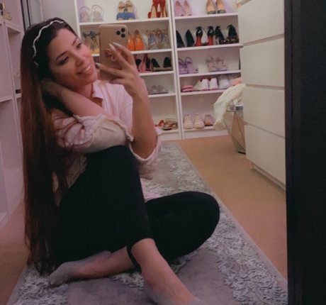 Mizz Ellaa ASMR desnudos de estrellas porno galerías