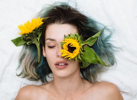 Carly Foulkes estrella hermosa archivo