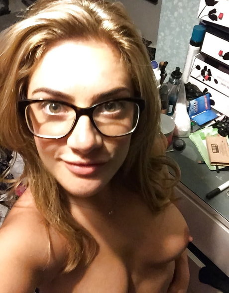 Isabel Hodgins bonita actriz recopilación