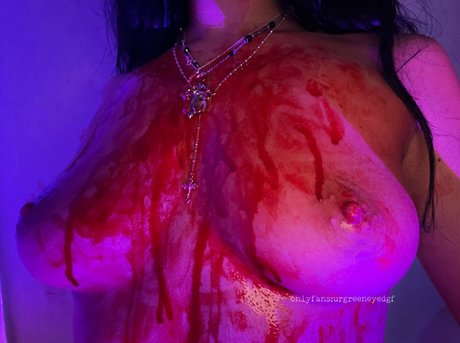 urgreeneyedgf estrella hermosa galerías