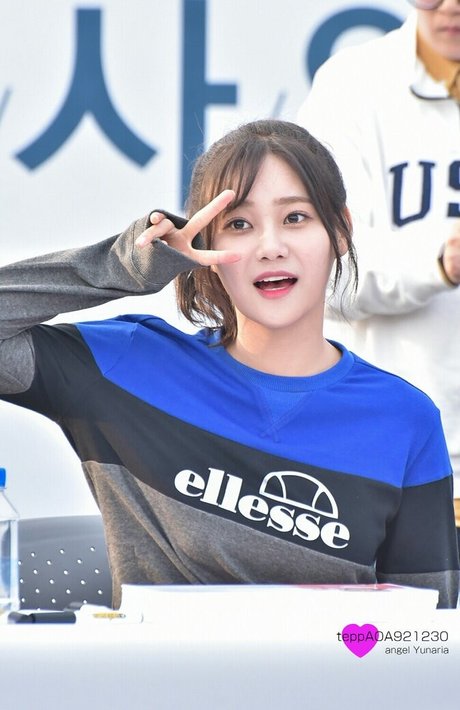 AOA Team hermosa modelo imagen